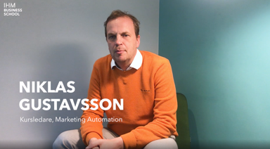 https://www.ihm.se/globalassets/utbildningar/marknadsforing/ihm-marketing-automation/niklas-ma.png